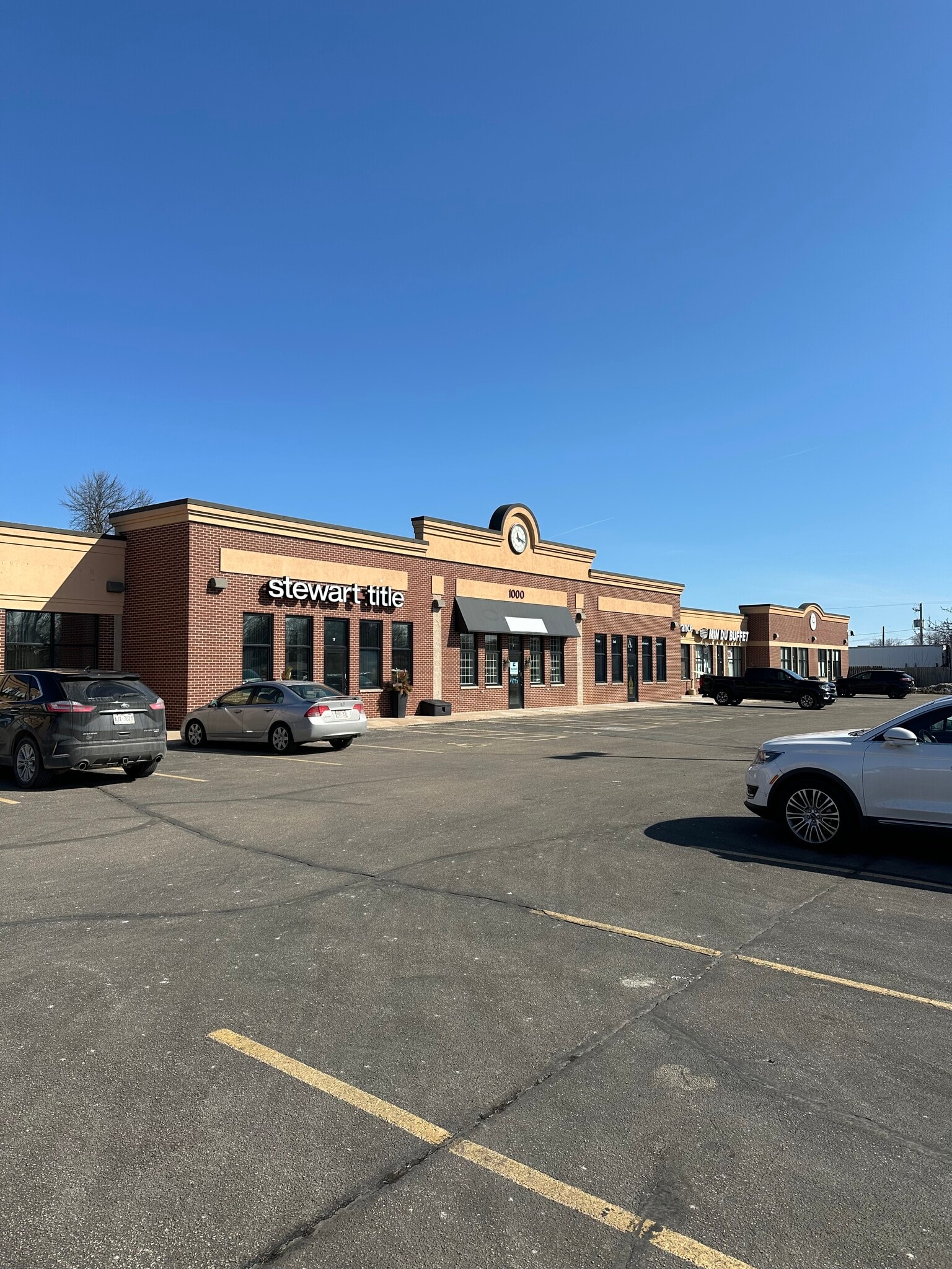 1000 W Wisconsin Ave, Appleton, WI for lease Building Photo- Image 1 of 19