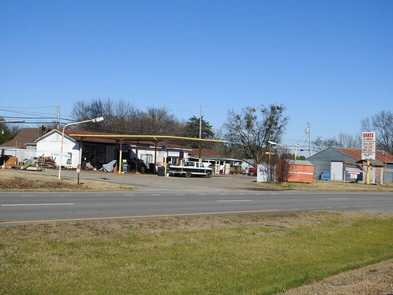 665 Highway 231, Laceys Spring, AL 35754 UNDER CONTRACT! B665 Highway