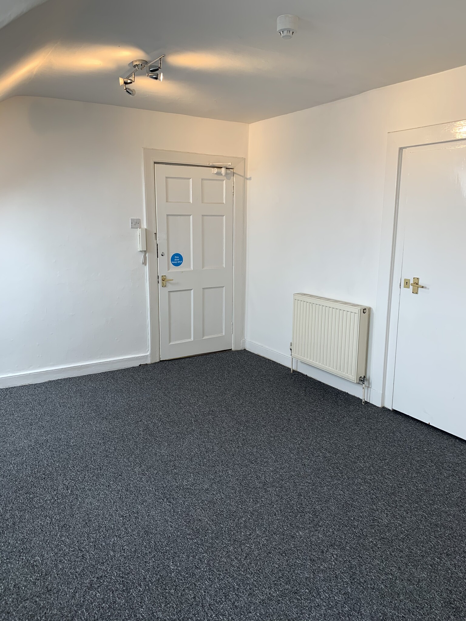 3 Hill St, Edinburgh for lease Interior Photo- Image 1 of 1