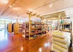 Retail in Maurepas for lease - Interior Photo - Image 3 of 3