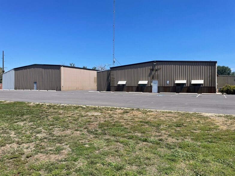 132 Skalkaho Hwy, Hamilton, MT for lease - Building Photo - Image 2 of 6