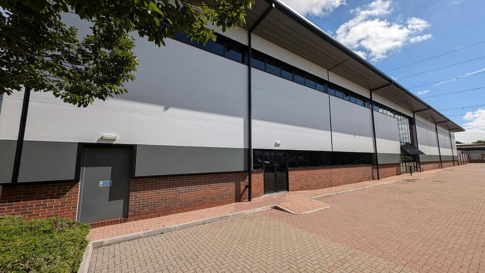 Concorde Way, Fareham for lease - Building Photo - Image 1 of 27