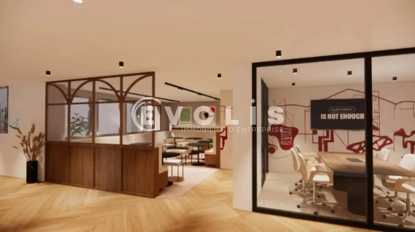 Office in Paris for lease Interior Photo- Image 1 of 3