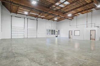 4487-4497 S 134th Plz, Tukwila, WA for lease Interior Photo- Image 2 of 7