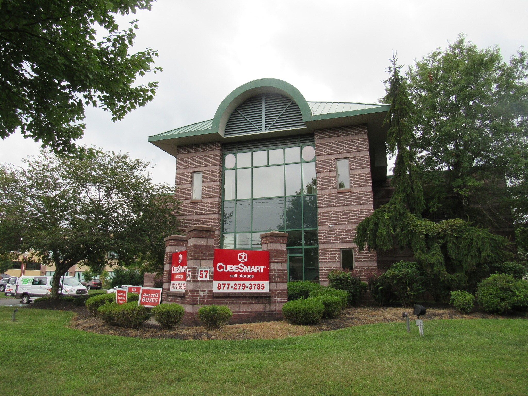 57 Veronica Ave, Somerset, NJ 08873 OfficeMedical for Lease