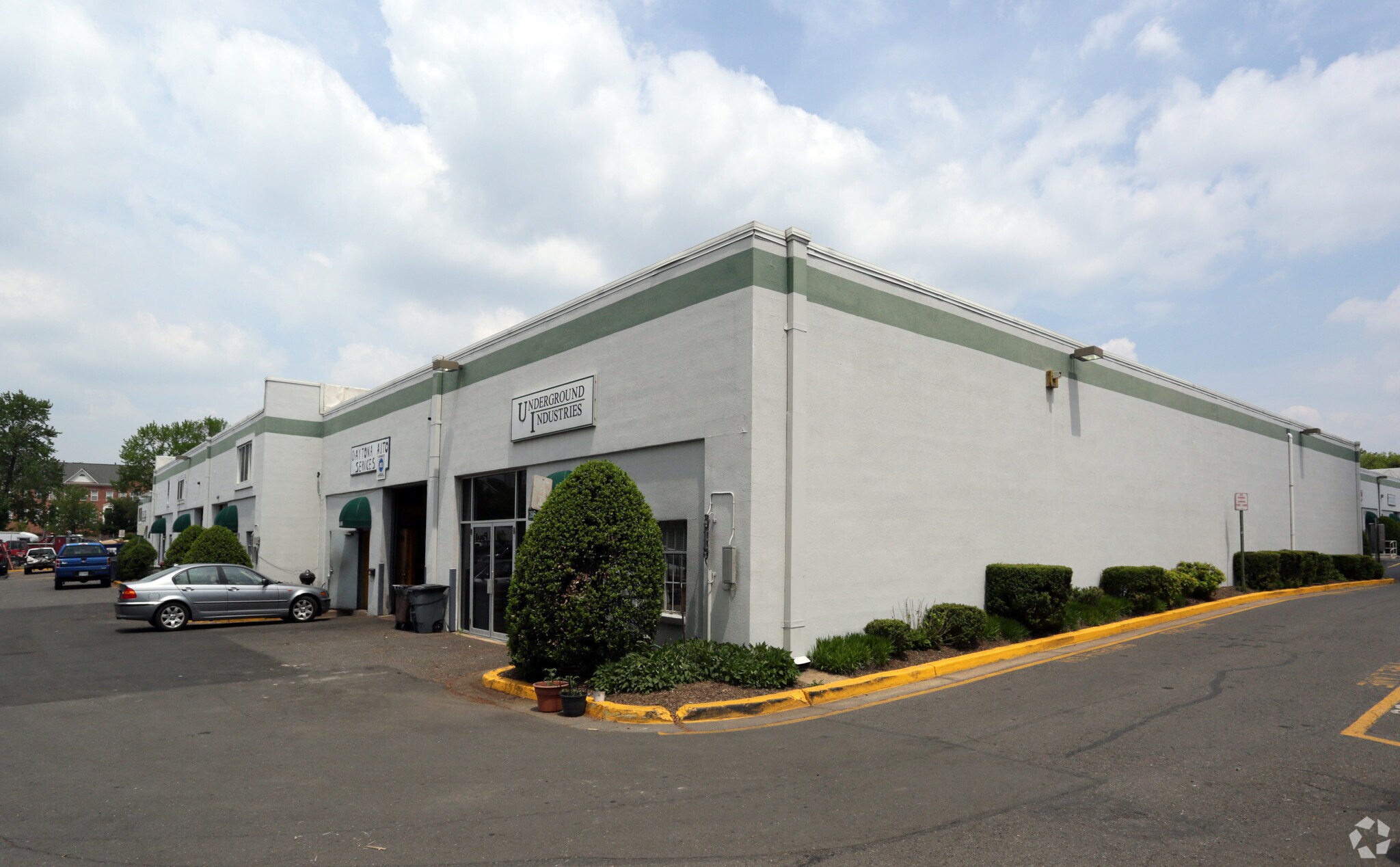 2856-2880 Hartland Rd, Falls Church, VA for sale Primary Photo- Image 1 of 1