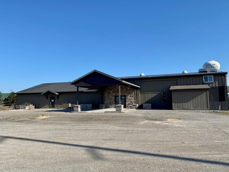 610 S Wisconsin Ave, Gaylord, MI 49735 Wisconsin Street Hall