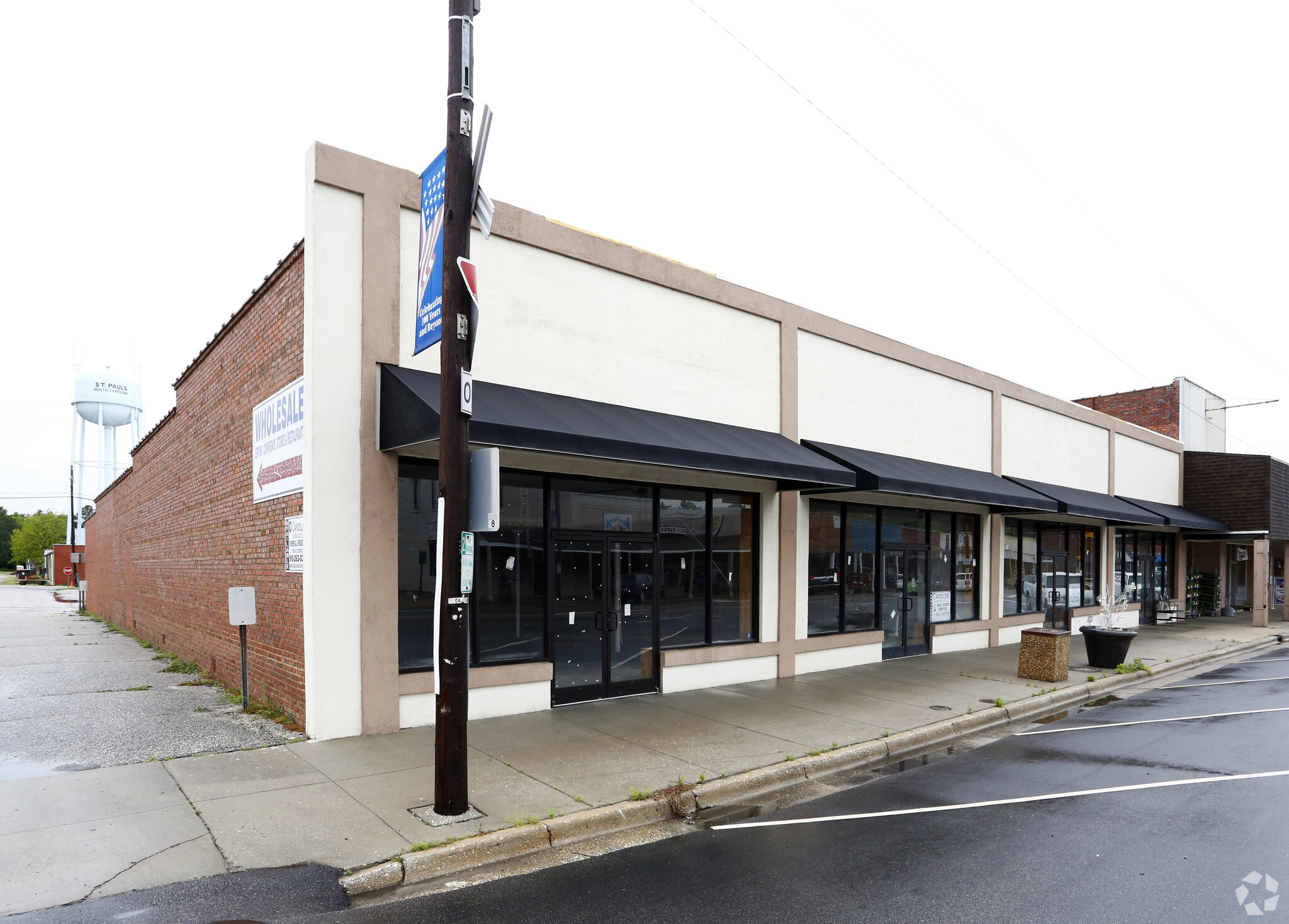 101-103 W Broad St, Saint Pauls, NC for sale Primary Photo- Image 1 of 1