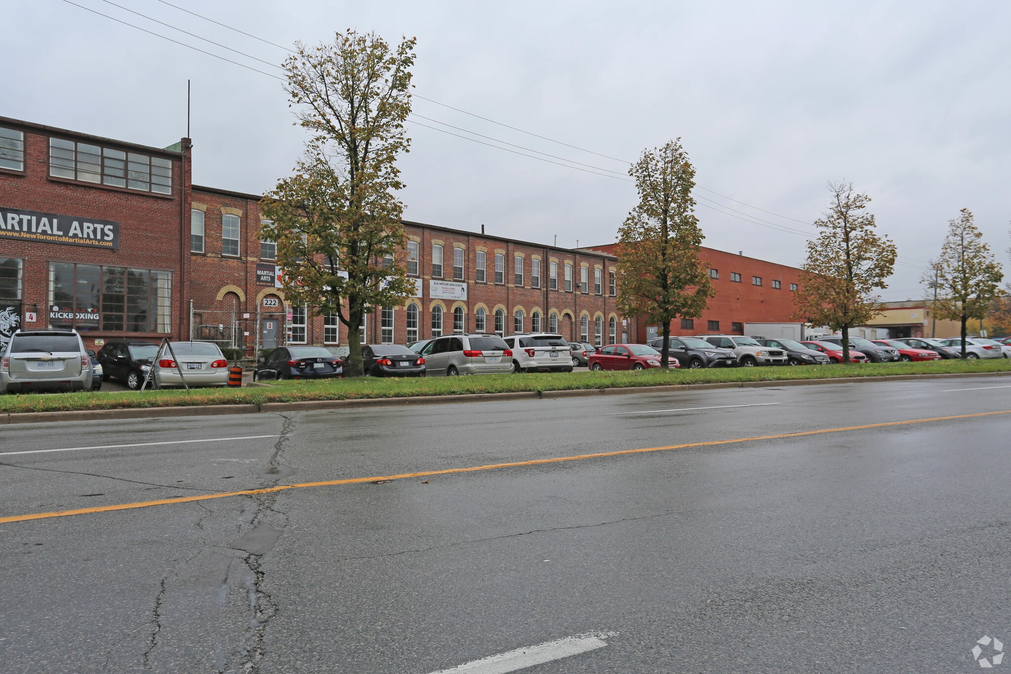 222 Islington Ave, Toronto, ON for sale Primary Photo- Image 1 of 1