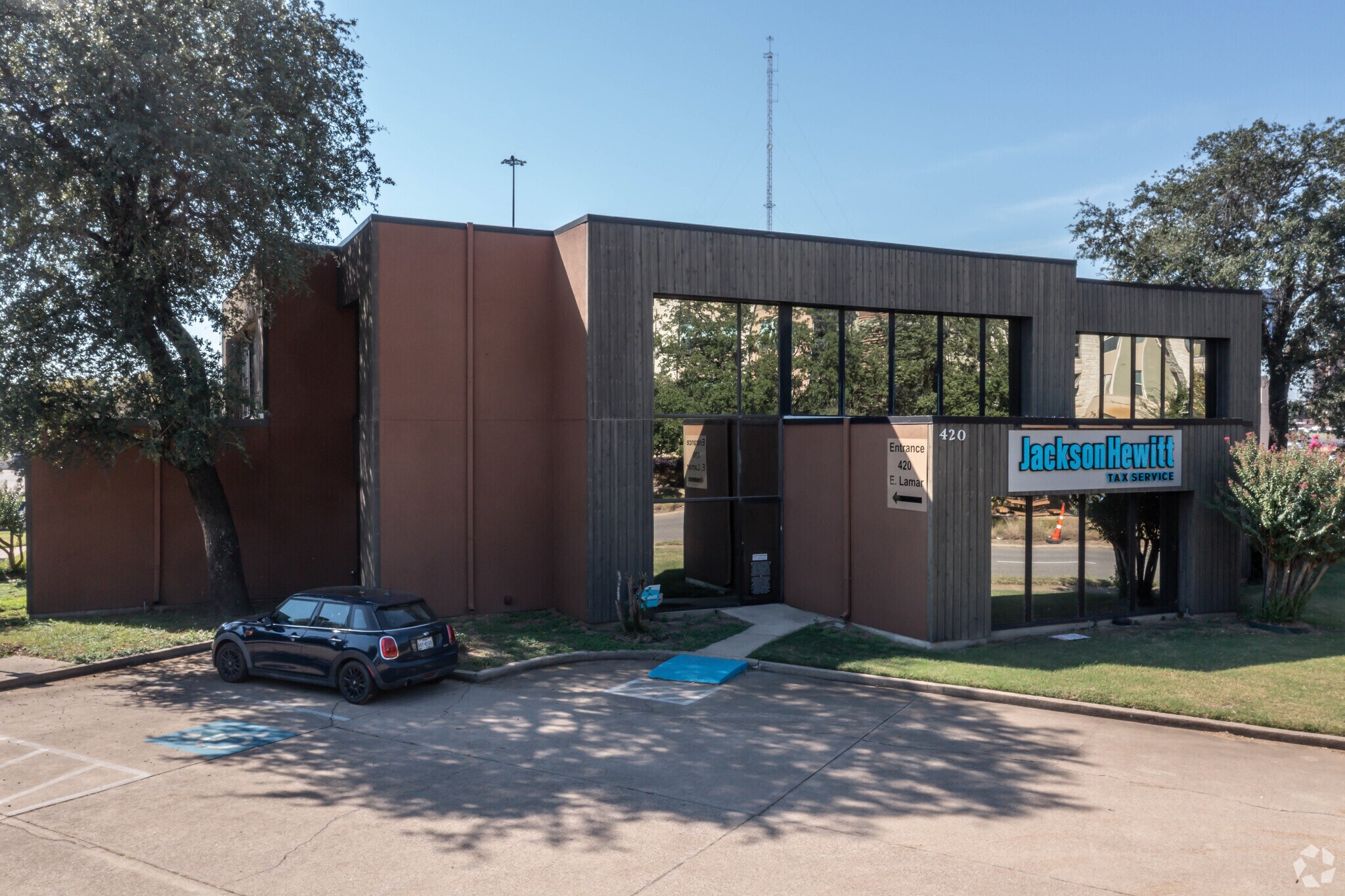 420 E Lamar Blvd, Arlington, TX for sale Primary Photo- Image 1 of 1
