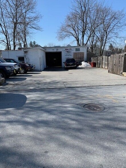 6 Springside Ave, Poughkeepsie, NY for sale - Building Photo - Image 1 of 1