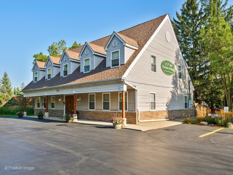 1125 N Delany Rd, Gurnee, IL for sale - Building Photo - Image 2 of 39