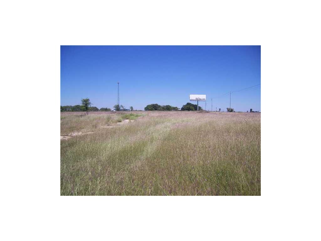 720 W Interstate 10, Seguin, TX for sale Building Photo- Image 1 of 1