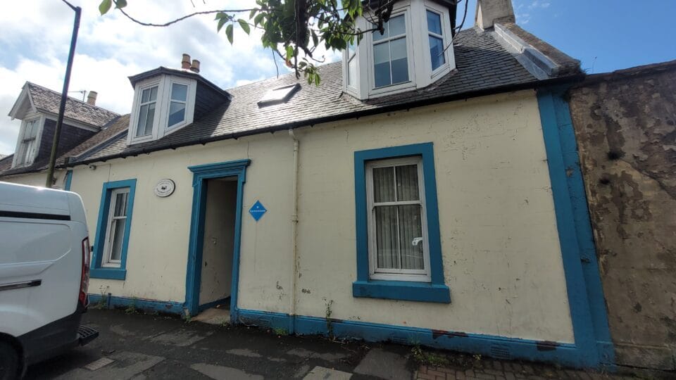 17 Townhead, Irvine for lease - Building Photo - Image 1 of 3