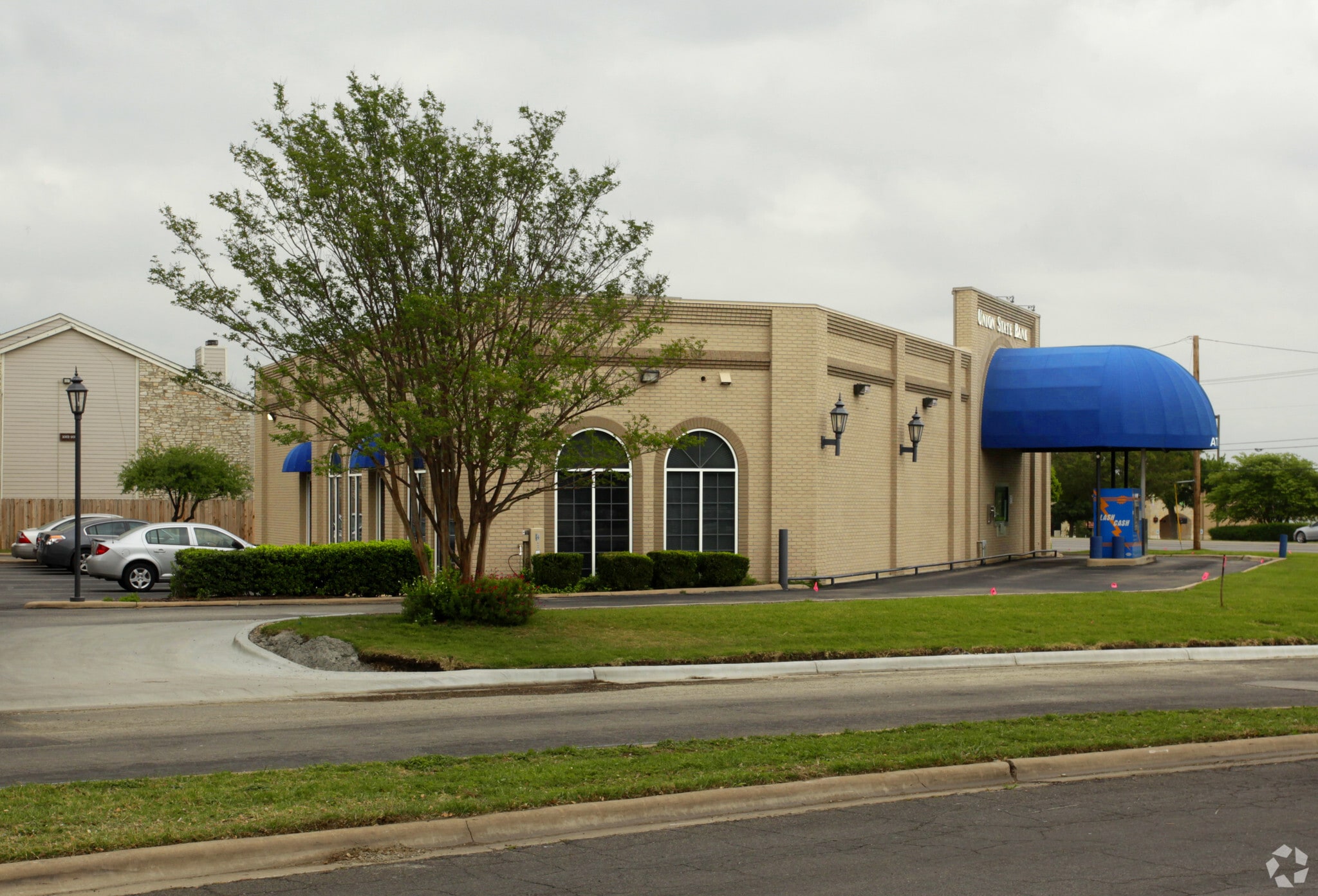 902 Palm Valley Blvd, Round Rock, TX for lease Building Photo- Image 1 of 4