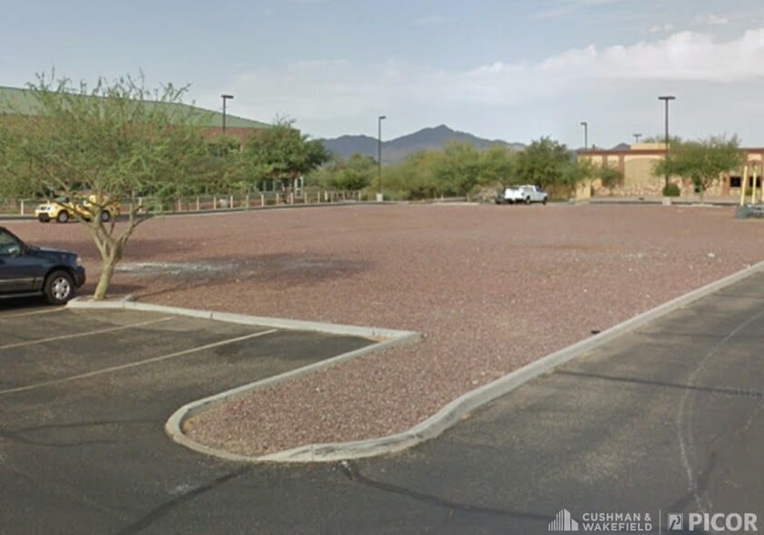 2225 W Ina Rd, Tucson, AZ for lease - Building Photo - Image 3 of 4