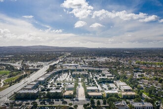 950 Roosevelt Ave, Irvine, CA - AERIAL  map view