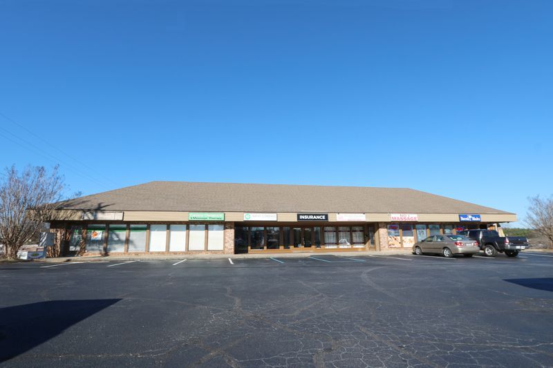 14322-14332 E Wade Hampton Blvd, Greer, SC for sale Primary Photo- Image 1 of 1