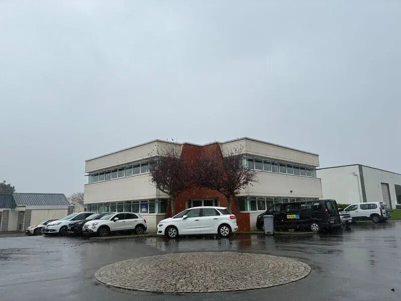 Office in Nantes for lease Building Photo- Image 1 of 9