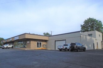 1515-1527 Summitview Ave, Yakima, WA for lease Building Photo- Image 2 of 13