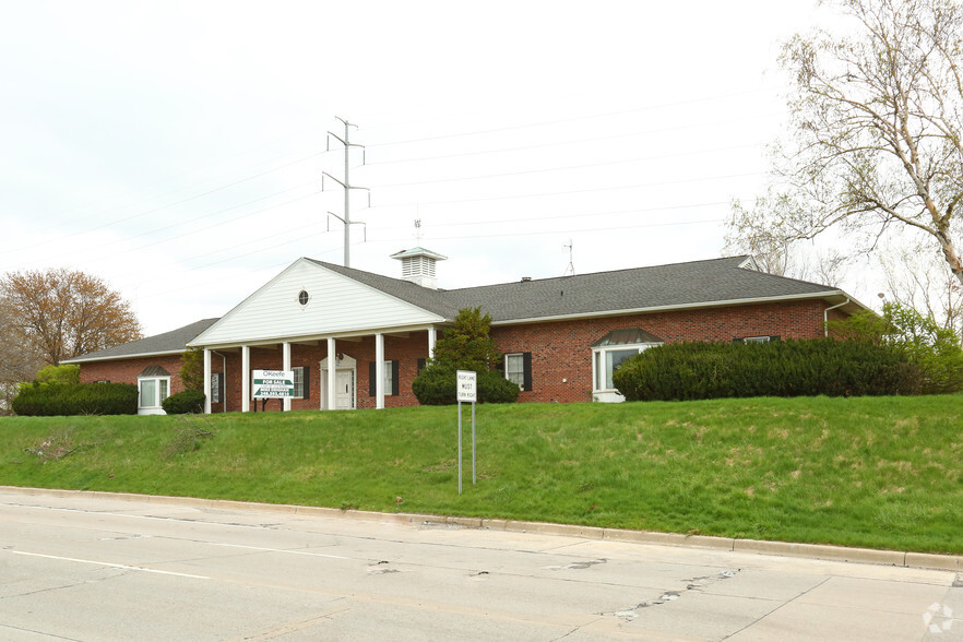 30555 Michigan Ave, Westland, MI for sale - Primary Photo - Image 1 of 1