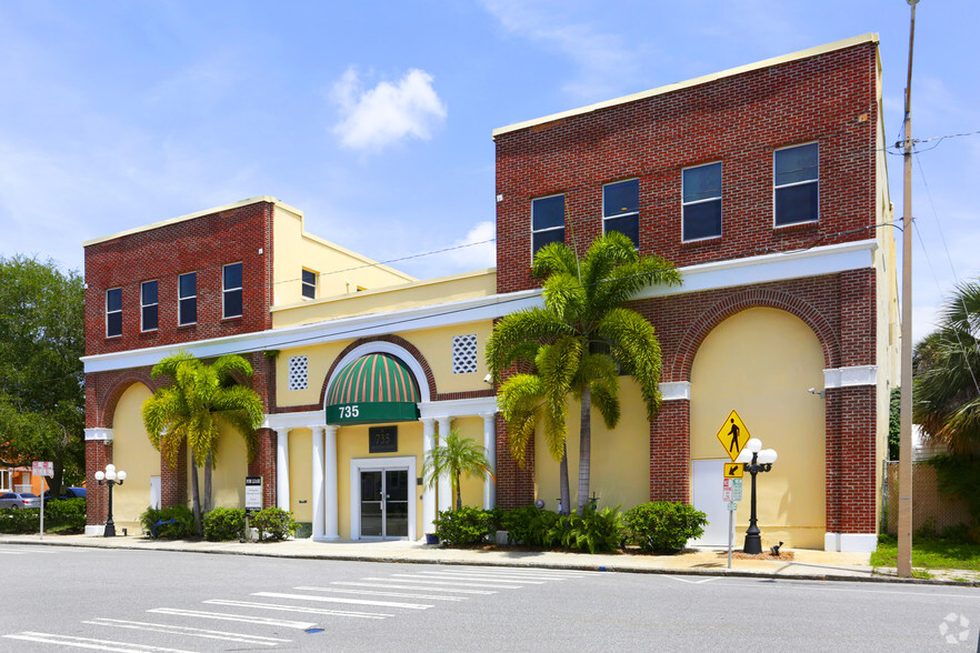 735 Arlington Ave N, Saint Petersburg, FL for lease - Building Photo - Image 1 of 7