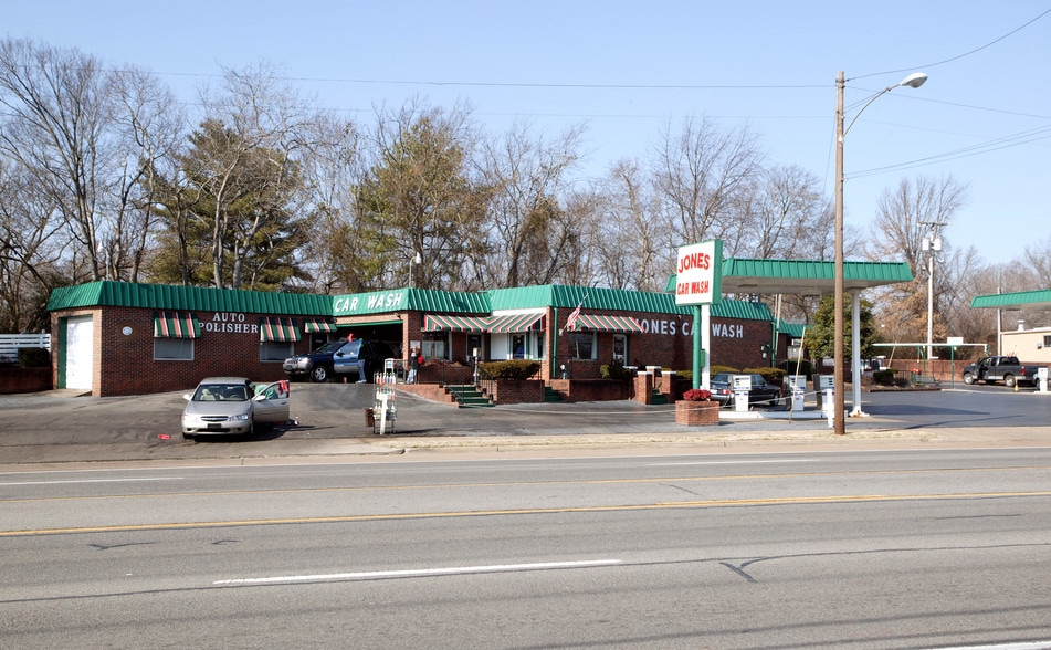 1103 Memorial Blvd, Murfreesboro, TN for sale - Primary Photo - Image 1 of 1