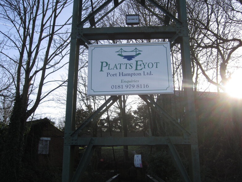 Platts Eyot, Hampton for lease - Building Photo - Image 1 of 1