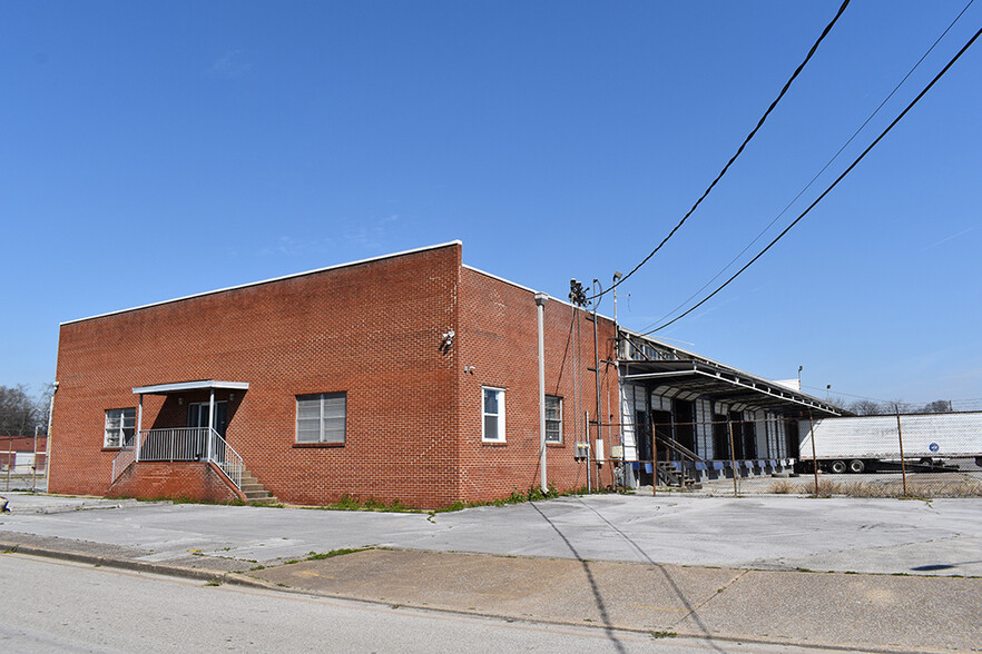 1901 E 29th St, Chattanooga, TN for sale - Building Photo - Image 2 of 17