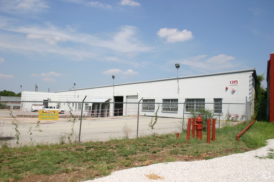 1315 E Traffic Way, Springfield, MO for sale - Primary Photo - Image 1 of 1