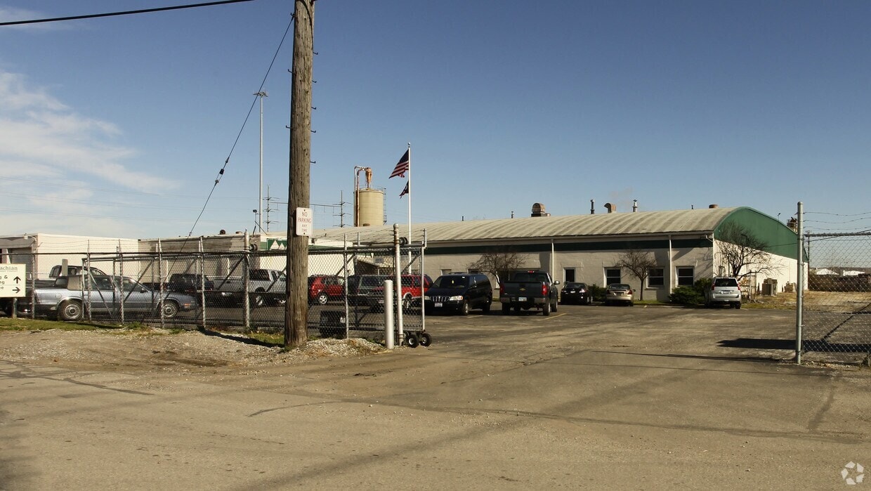 5433 Perkins Rd, Bedford Heights, OH for lease Building Photo- Image 1 of 3