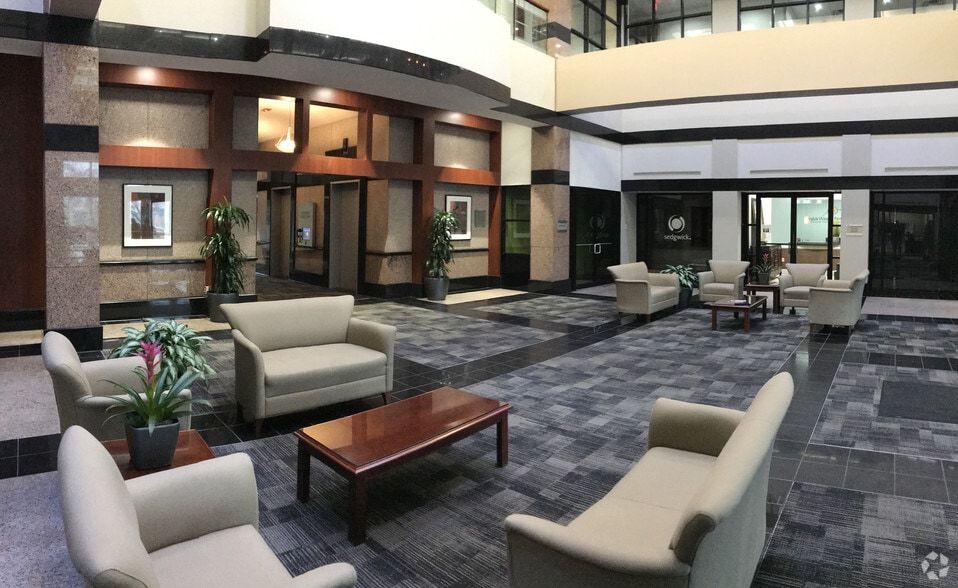 3455 Mill Run Dr, Hilliard, OH for lease - Lobby - Image 3 of 4