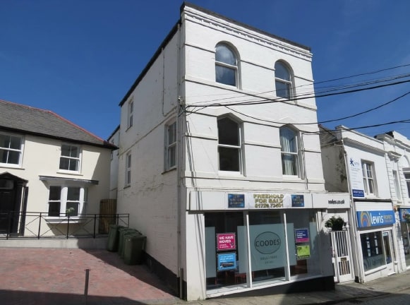 8 Market St, St. Austell for sale Primary Photo- Image 1 of 1
