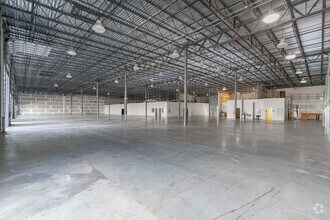 14924 Corporate Rd S, Jupiter, FL for lease Interior Photo- Image 2 of 21