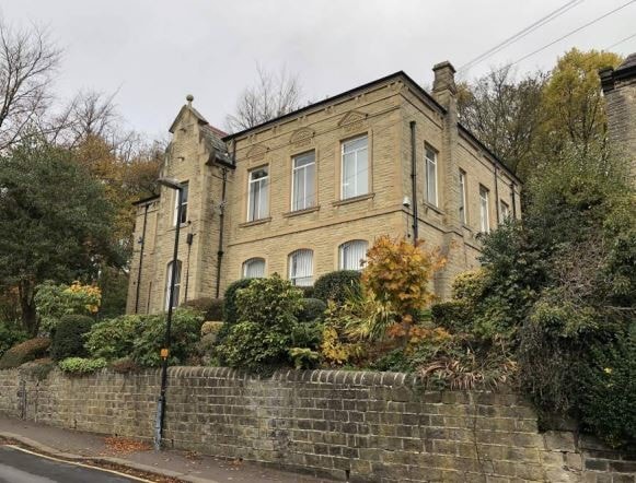2 Lewisham Rd, Huddersfield for sale - Primary Photo - Image 1 of 1