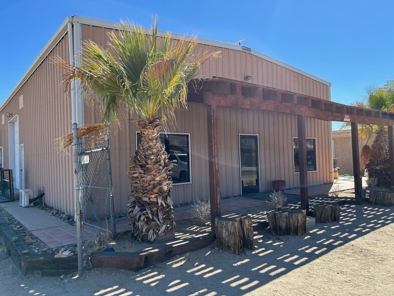 2401-2405 Stirrup Rd, Borrego Springs, CA for sale - Building Photo - Image 2 of 6