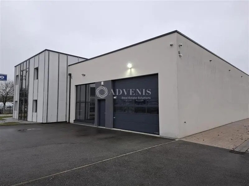 Flex in Ludres for lease Building Photo- Image 1 of 7