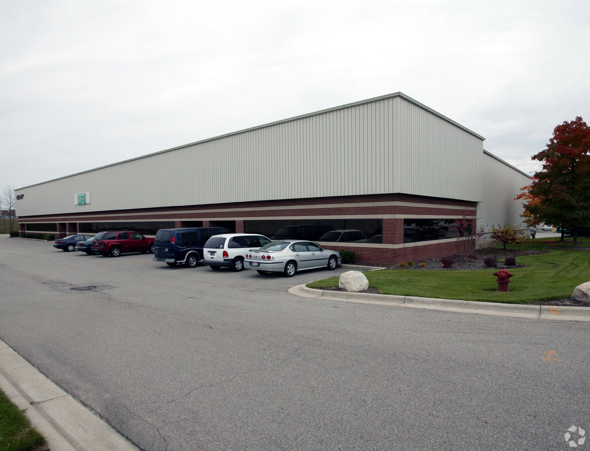 400 76th St SW, Byron Center, MI for sale Primary Photo- Image 1 of 1