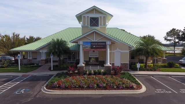 6220 University Pkwy, Lakewood Ranch, FL for lease - Primary Photo - Image 1 of 2