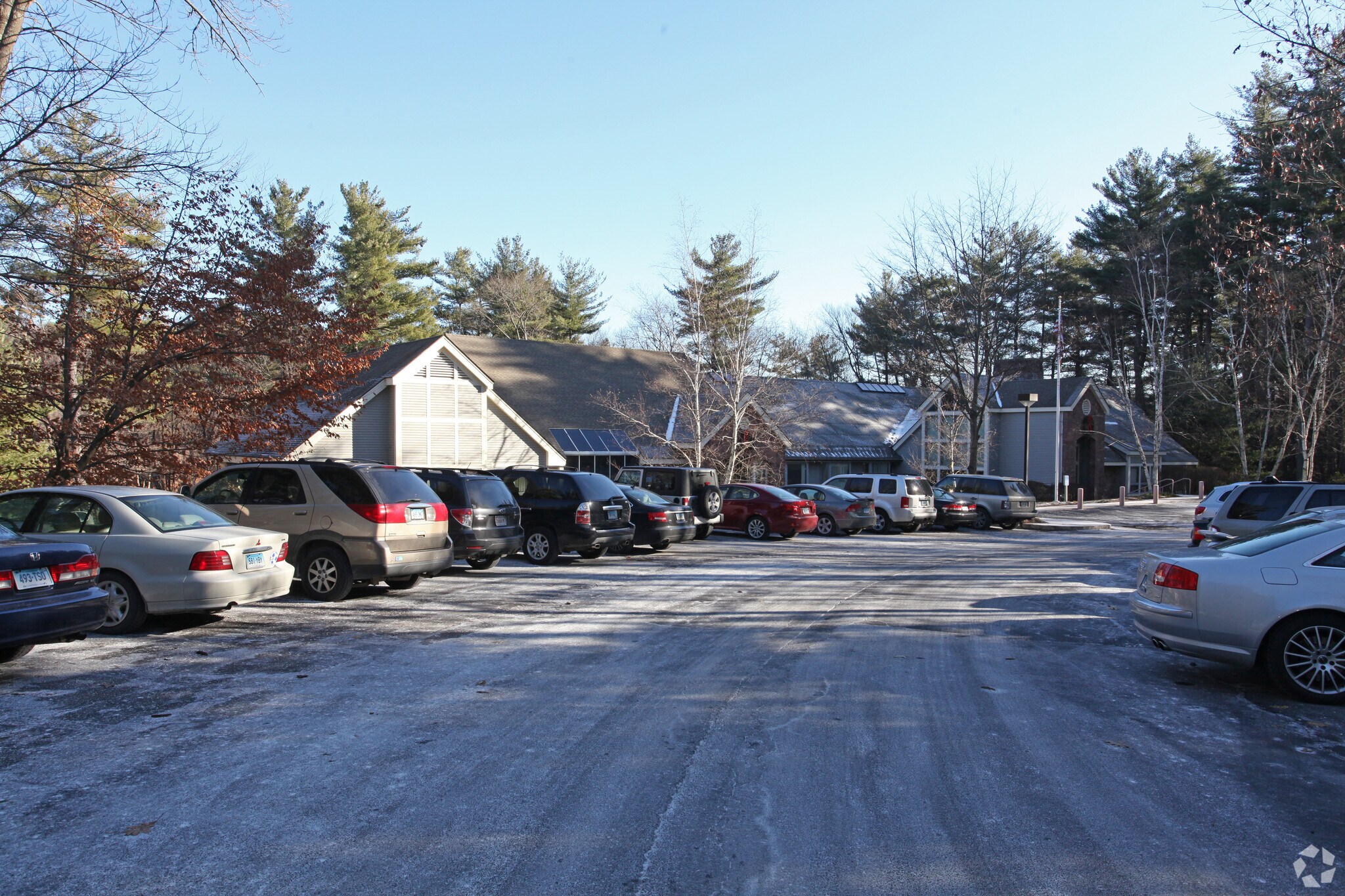 10 Mill Pond Ln, Simsbury, CT 06070 Office for Sale