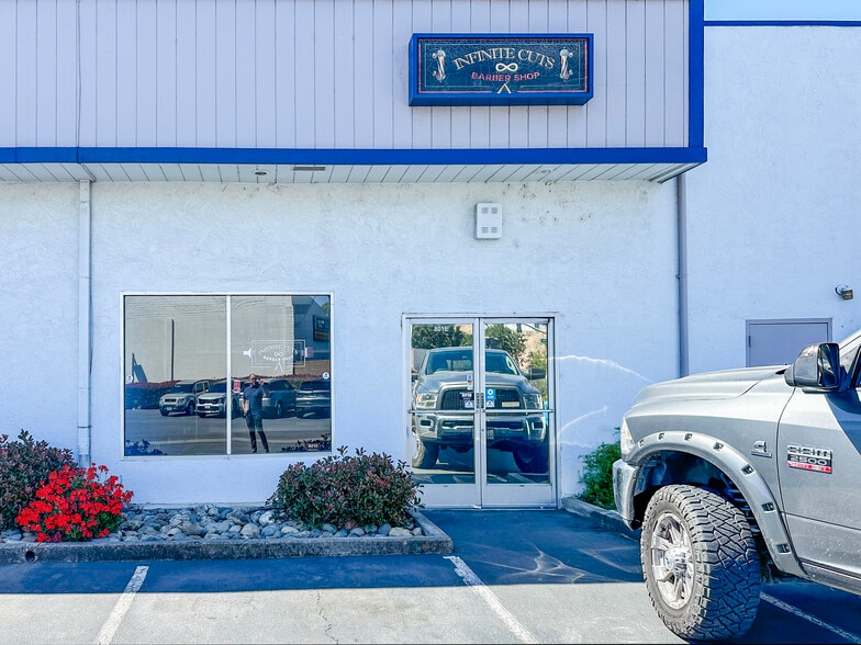 801 Davis St, Vacaville, CA for lease - Building Photo - Image 2 of 11