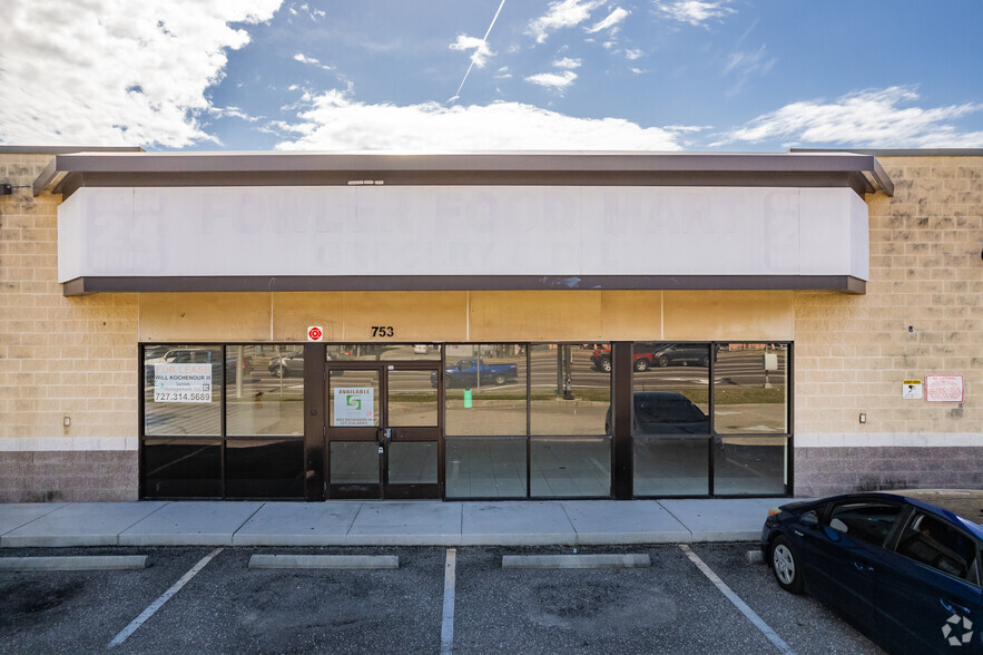 751-753 E Fowler Ave, Tampa, FL for sale - Building Photo - Image 3 of 6