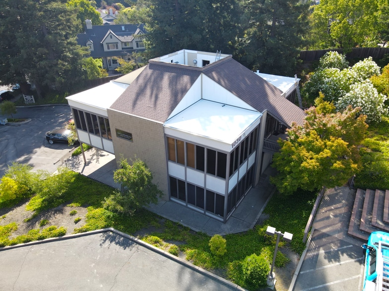 1030 Country Club Dr, Moraga, CA for lease - Building Photo - Image 3 of 7