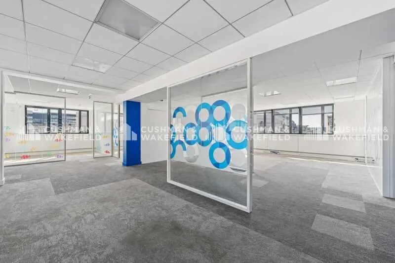 101-109 Rue Jean Jaurès, Levallois-Perret for lease Interior Photo- Image 1 of 1