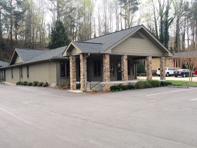 1215 Sherwood Park Dr NE, Gainesville, GA for sale Building Photo- Image 1 of 1