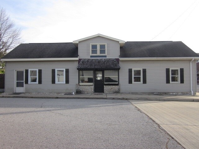 101 E Pennsylvania St, Amboy, IN for sale Primary Photo- Image 1 of 1