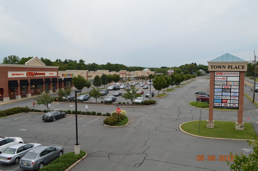3570 State Route 27, Kendall Park, NJ, 08824 Retail Space For Lease