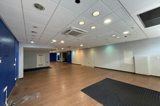3 High St, Walton On Thames for lease Interior Photo- Image 2 of 4
