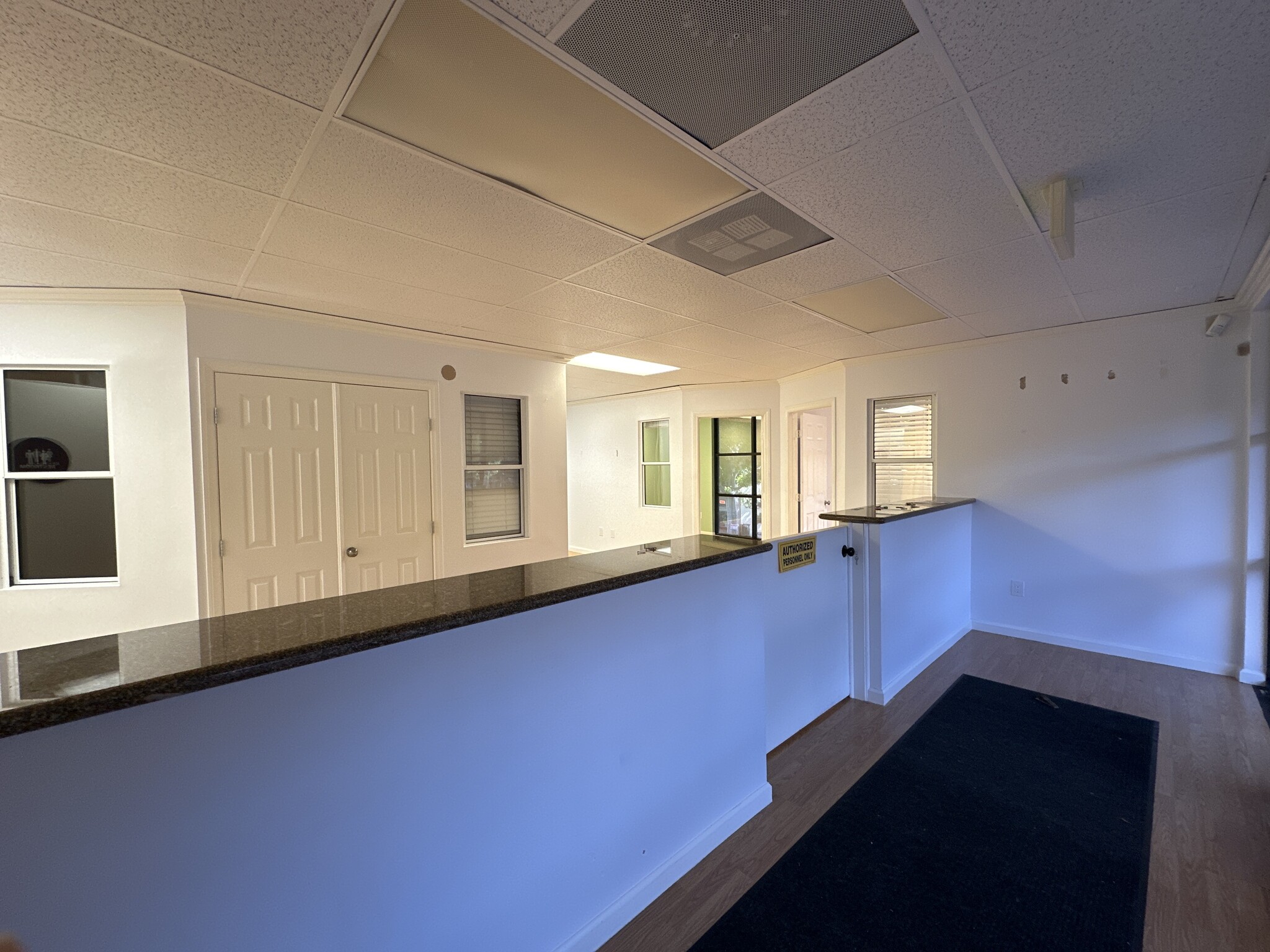 6518-6522 Greenleaf Ave, Whittier, CA for lease Interior Photo- Image 1 of 8