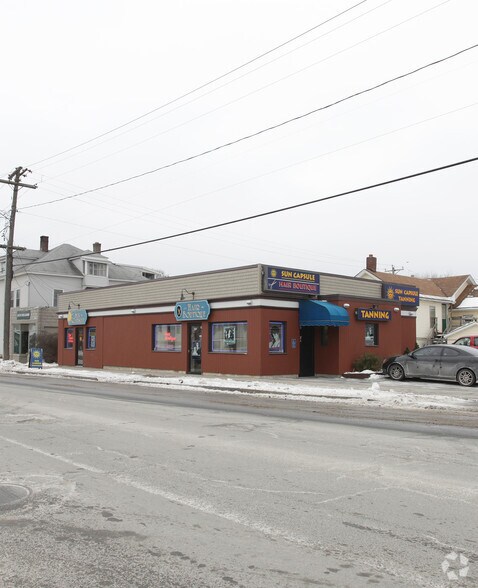 416 Tyler St, Pittsfield, MA for sale - Primary Photo - Image 1 of 1